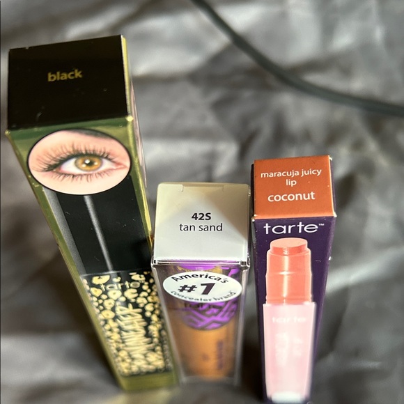 Tarte 3 Piece Kit Maneater Black Mascara,Tan Sand Concealer & Maracuja Juicy Lip - Picture 16 of 16